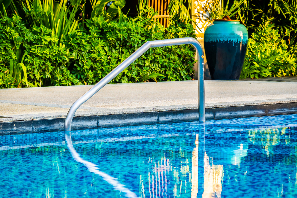 7 Common Pool Repairs Tampa Homeowners Face
