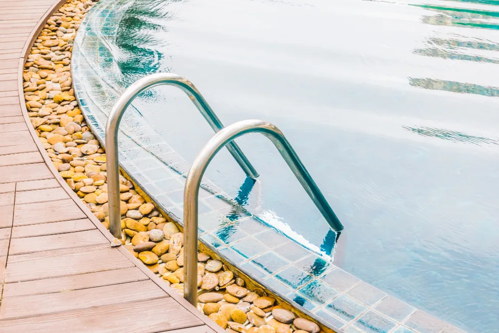 Top Pool Remodeling Ideas for Tampa Homes (Designed for Florida Heat)