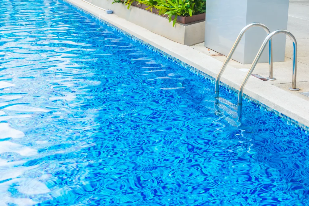 How Long Does Pool Plastering Last?