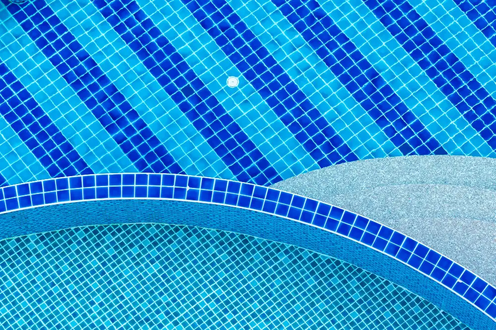 How to Choose the Best Pool Resurfacing Option