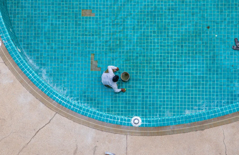 Resurfacing vs. Replastering: Which Does Your Florida Pool Need?