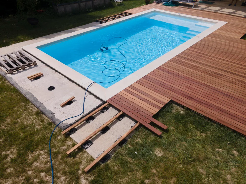 Renovation vs. New Build: Why Tampa Pools Are Getting Makeovers