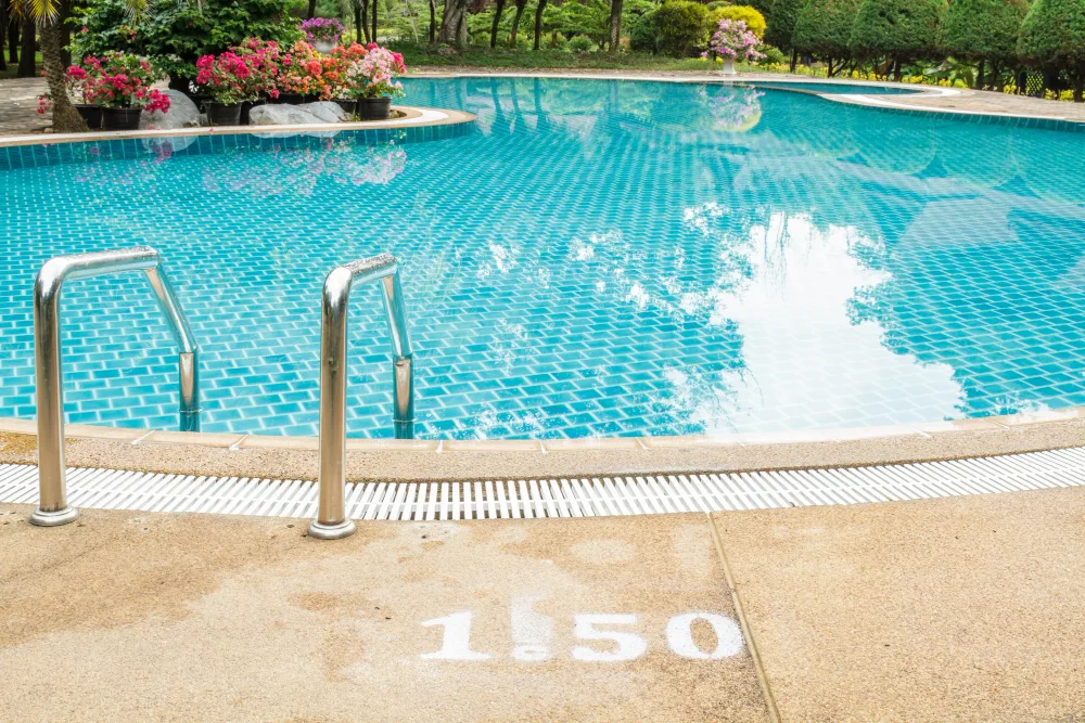 Swimming Pool Plaster Repair Solutions Every Pool Owner Should Know